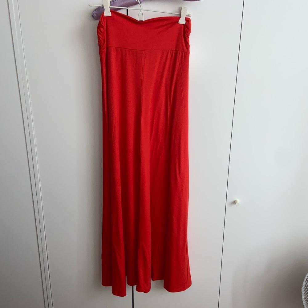 Red orange tint long skirt
